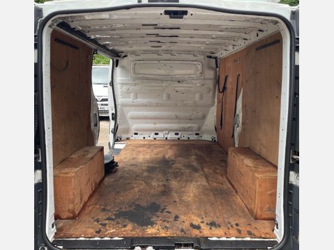 Renault Trafic 2.0 TD dCi LL29 Navigation L3 H1 4dr 12