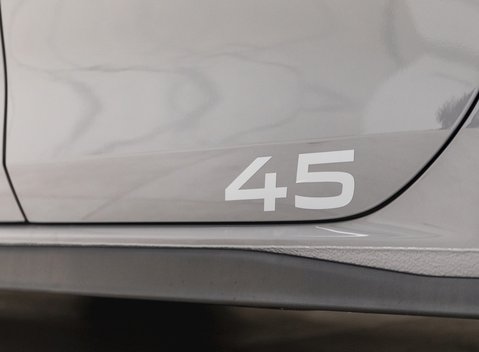 Volkswagen Golf GTI Clubsport 45 26