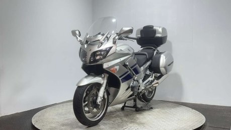 Yamaha FJR1300 ABS 2008 ONLY 22K NEW MOT SERVICED FULL LUGGAGE COMMUTER TOURER BIKE 6