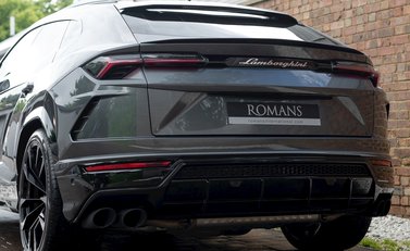 Lamborghini Urus 27
