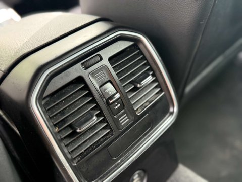 Porsche Macan 3.0 Macan S D Semi-Auto 4WD 5dr 77