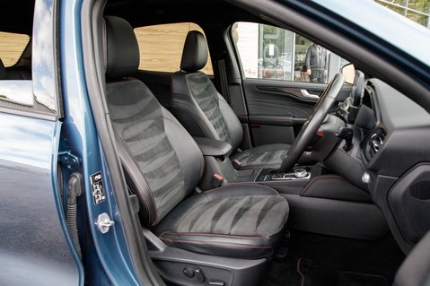 Ford Kuga ST-LINE X EDITION 34