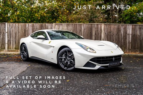 Ferrari F12 Berlinetta 4-LAYER BIANCO ITALIA PAINTWORK. CARBON FIBRE INTERIOR. JBL SOUND SYSTEM. 1