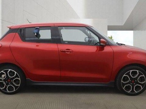 Suzuki Swift SPORT BOOSTERJET MHEV 3