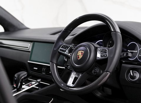 Porsche Cayenne Turbo S E-Hybrid Coupe 9