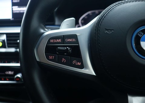 BMW 5 Series 2.0 530e 12kWh M Sport Saloon 4dr Petrol Plug-in Hybrid Steptronic Euro 6 ( 43