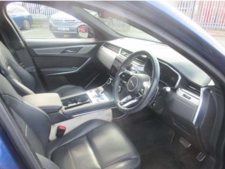 Jaguar F-Pace 2.0 F-PACE R-Dynamic SE AWD Auto 4WD 5dr 4