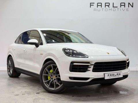 Porsche Cayenne 3.0 V6 E-Hybrid 14.1kWh SUV 5dr Petrol Plug-in Hybrid TiptronicS 4WD Euro 6 1