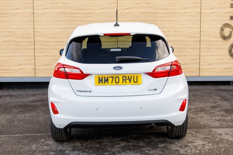 Ford Fiesta TITANIUM MHEV 6