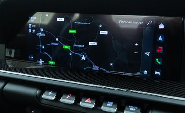 Porsche 911 GT3 TOURING (992) 21