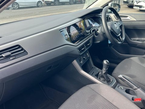 Volkswagen Polo 1.0 TSI SE Euro 6 (s/s) 5dr 23