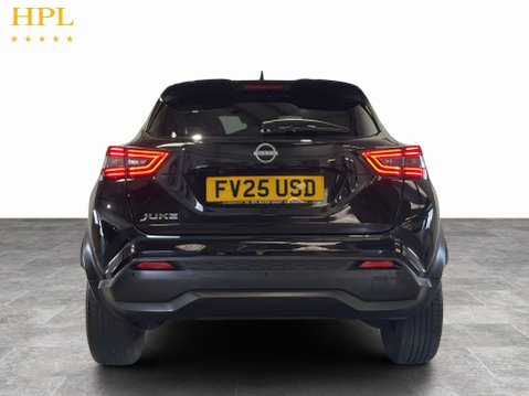 Nissan Juke 1.0 DIG-T N-Connecta SUV 5dr Petrol Manual Euro 6 (s/s) (114 ps) 6