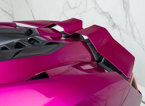 Lamborghini Revuelto 37