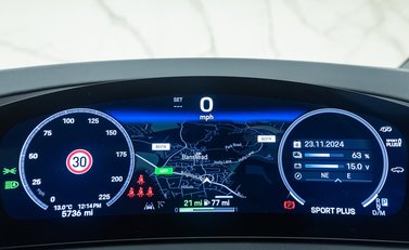 Porsche Cayenne TURBO E-HYBRID 21