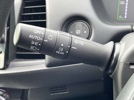 Honda Jazz 1.5 Jazz SR i-MMD CVT 5dr 61