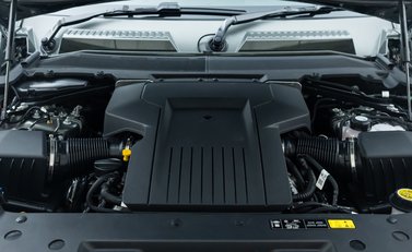 Land Rover Defender 110 OCTA EDITION ONE 50