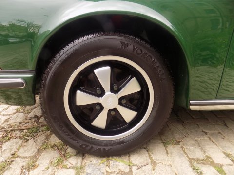Porsche 911 T 2.2 LWB - LHD COUPE 50