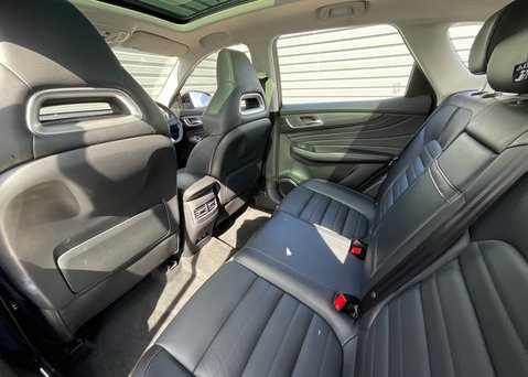MG HS 1.5 T-GDI EXCLUSIVE 17