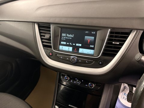Vauxhall Grandland X 1.2 Turbo SE Euro 6 (s/s) 5dr 15