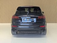 Porsche Cayenne 3.0 Cayenne V6 D Tiptronic S 4WD 5dr 18