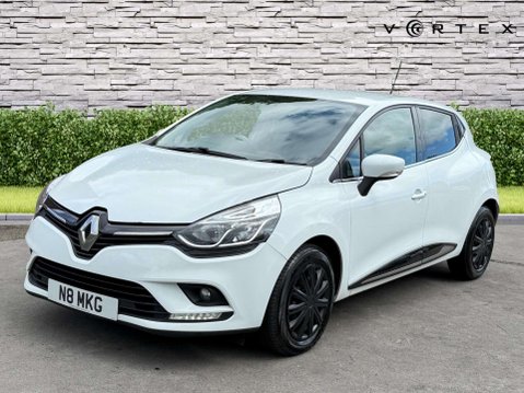 Renault Clio 0.9 Clio Iconic TCe 5dr 3