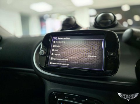 Smart Forfour 17.6kWh Premium Auto 5dr (22kW Charger) 74