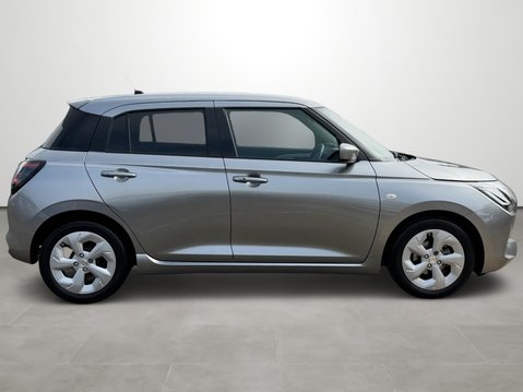 Suzuki Swift 1.2 Mild Hybrid Motion 5dr 11