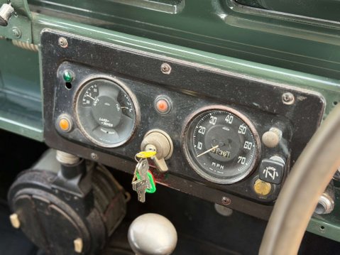 Land Rover Series II 2.25 Petrol 88" 43