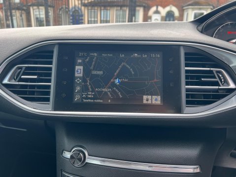 Peugeot 308 1.2 PureTech Allure EAT Euro 6 (s/s) 5dr 33
