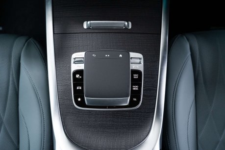 Mercedes-Benz G Class AMG MANUFAKTUR Edition 35