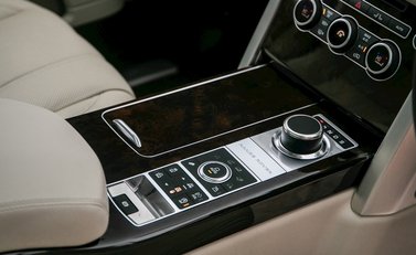 Land Rover Range Rover 3.0 TDV6 Vogue SE 21