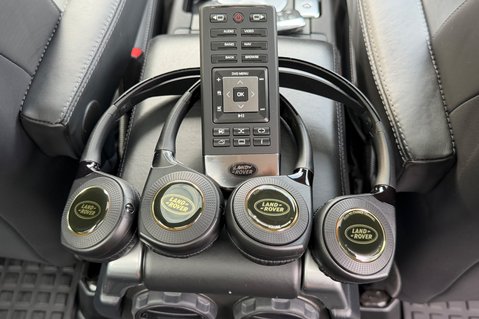 Land Rover Discovery SDV6 LANDMARK - ONE OWNER - 10 SERVICED INC CAMBELT 36