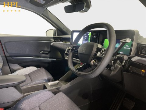 Renault 4 comfort range 52kWh techno SUV 5dr Electric Auto (150 ps) 1 Owner -Dab - B 12