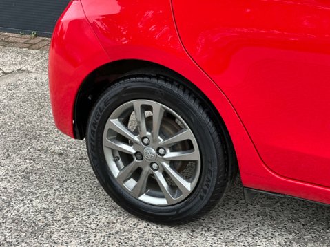 Toyota Yaris 1.3 Yaris Icon VVT-i 5dr 31