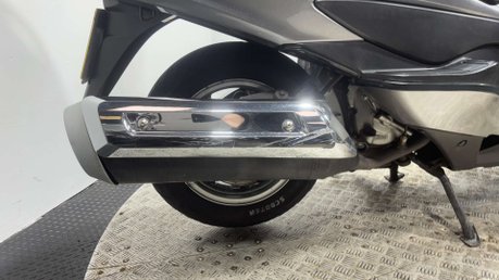 Suzuki Burgman AN 2009 27K MOT SERVICED 400CC MAXI SCOOTER RIDES / LOOKS GOOD 24