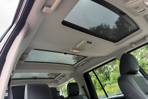 Land Rover Discovery SDV6 HSE - TWO OWNERS - 10 SERVICES - CAMBELT - TOWBAR 56