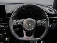 Audi A4 2.0 TFSI 40 Black Edition Estate 5dr Petrol S Tronic Euro 6 (s/s) (204 ps) 8