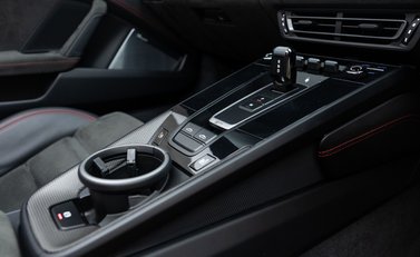Porsche 911 Targa 4 GTS (992) 28
