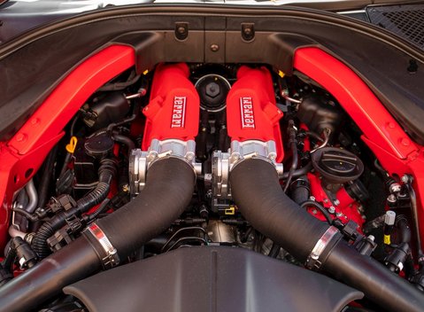 Ferrari Portofino 32