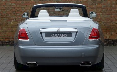 Rolls-Royce Dawn 19