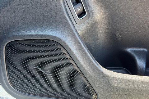 Mercedes-Benz CLA Class CLA 220 D AMG LINE PREMIUM PLUS - PANORAMIC ROOF 40