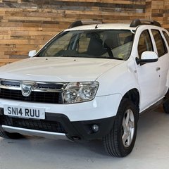 Dacia Duster 1.5 dCi Laureate SUV 5dr Diesel Manual Euro 5 (110 ps) 1