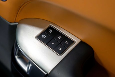 Land Rover Range Rover Sport 5.0 Range Rover Sport SVR S/C Auto 4WD 5dr 38