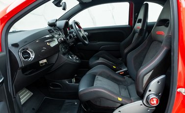 Abarth 695 Tributo Ferrari 18