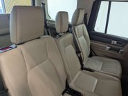 Land Rover Discovery 3.0 Discovery SE Tech SDV6 Auto 4WD 5dr 50