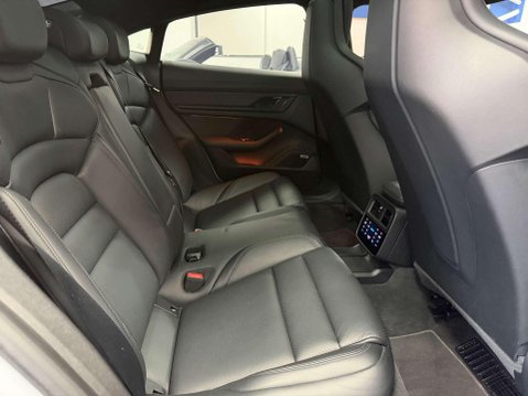 Porsche Taycan Performance Plus 93.4kWh Saloon 4dr Electric Auto RWD (476 ps) 48