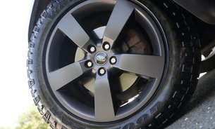 Land Rover Defender X-DYNAMIC HSE MHEV 3.0L Extended LR Warranty Tow Bar Pano Roof FLRSH  11