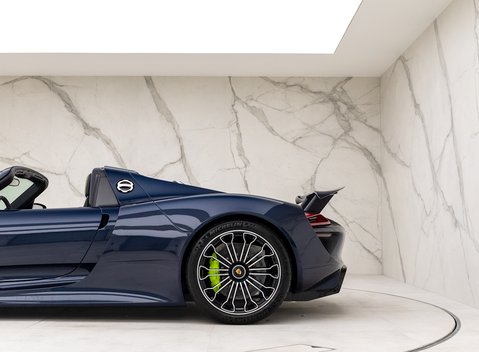 Porsche 918 Spyder 29