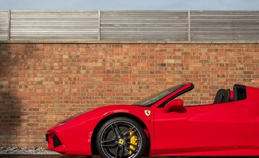 Ferrari 488 Spider 27