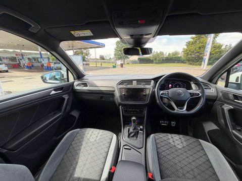 Volkswagen Tiguan 1.5 Tiguan R-Line TSi Semi-Auto 5dr 23